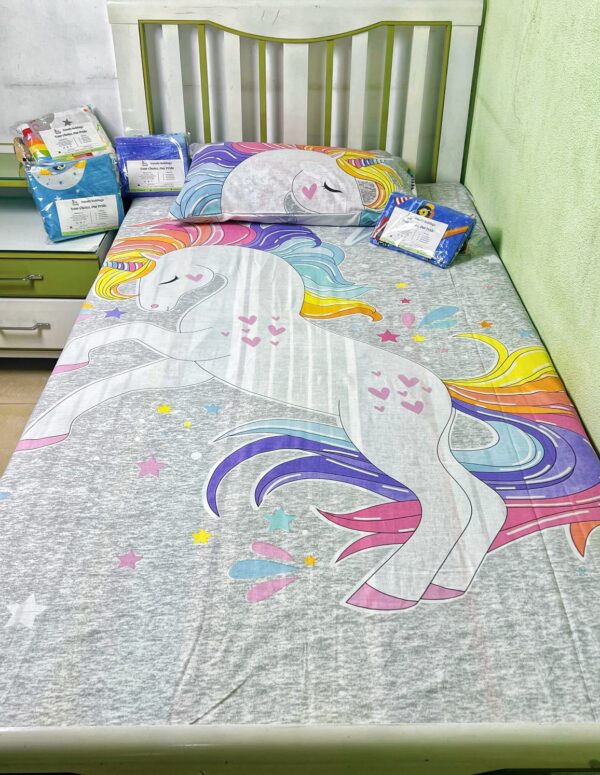 White Unicorn - Image 2
