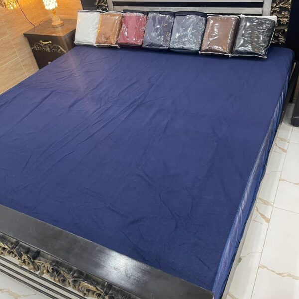 100% Waterproof Mattress Cover / Protector