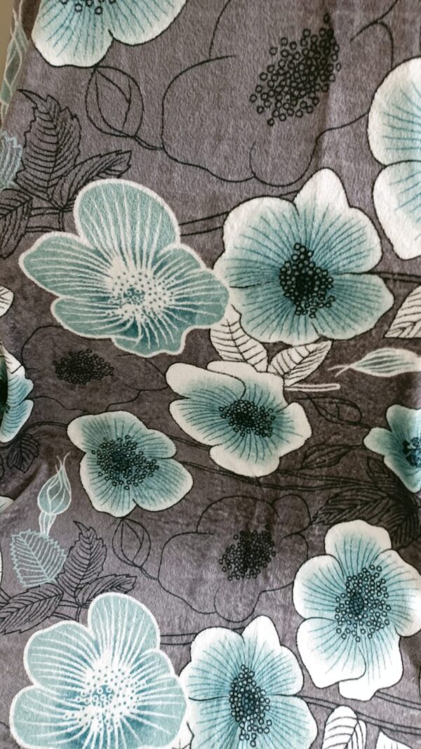 AC Blanket/ Fleece Blanket GR-10 - Image 3
